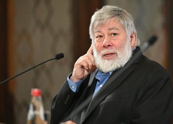 apple-co-founder-steve-wozniak-calls-out-youtube-over-rampant-scam-videos