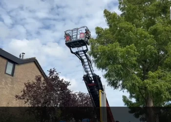 afhijsing-met-traumahelicopter-in-landsmeer-–-vimeo