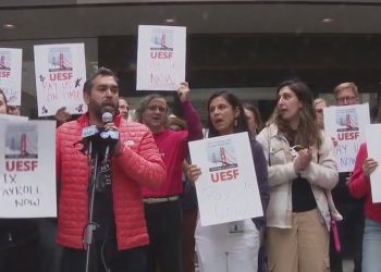 san-francisco-teachers-rally-over-unpaid-wages-ahead-of-school-year-|-ktvu-fox-2