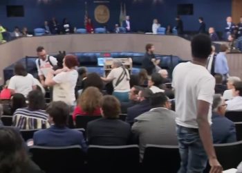 $40-million-in-cuts-loom-over-miami-dade-nonprofits,-community-programs-–-cbs-news