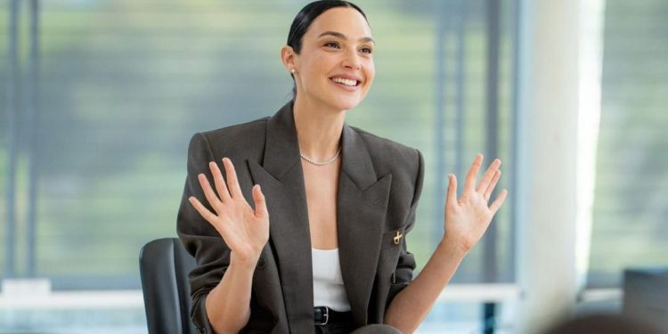 gal-gadot-on-‘snow-white’-flopping,-working-with-rachel-zegler-–-the-hollywood-reporter