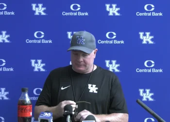 fb:-coach-stoops-post-practice-8-16-–-vimeo