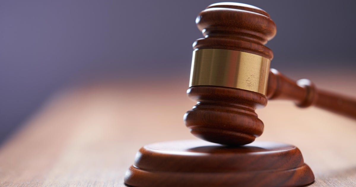 michigan-orthodontist-accused-of-sexually-exploiting-teens-on-snapchat-–-cbs-news