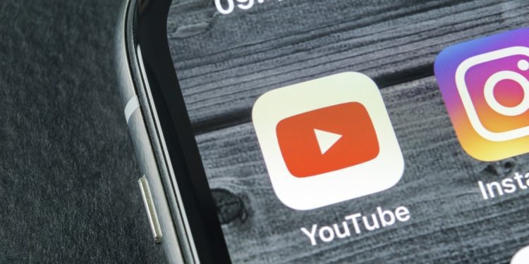 youtube-has-started-giving-this-premium-feature-away-for-free-–-lifehacker