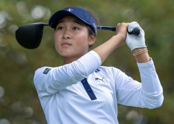 japan’s-akie-iwai-takes-lead-at-cpkc-women’s-open,-with-large-group-tied-for-second
