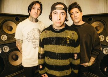 after-devastating-plane-crash,-pierce-the-veil-push-through-crisis-–-billboard