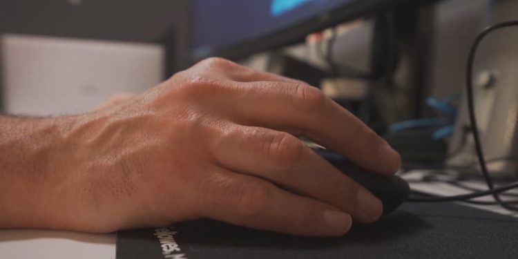 a-recipe-for-nabbing-child-predators:-take-tips-from-online-platforms,-add-‘dedicated-investigators’