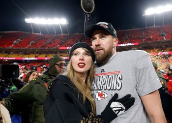 taylor-swift’s-‘so-high-school’-sports-394%-streaming-gain-after-engagement-reveal