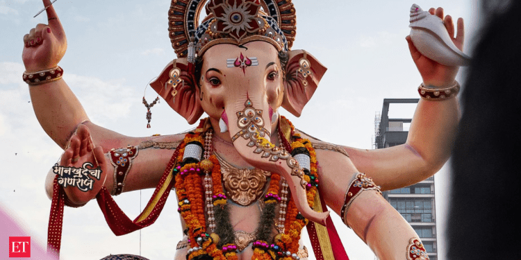 ganesh-visarjan-2025-wishes,-quotes,-messages,-&-images-to-share-on-whatsapp-and-…