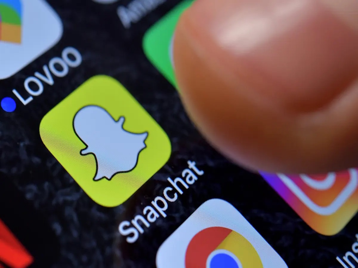 snapchat-launches-first-ai-powered-lens-for-image-creation-using-text-–-qatar-news-agency