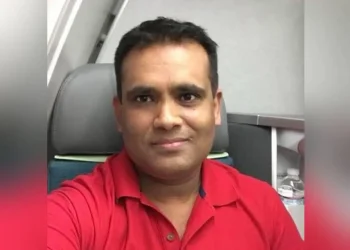 ex-whatsapp-security-chief-sues-meta,-alleges-massive-user-data-risks-–-indiawest