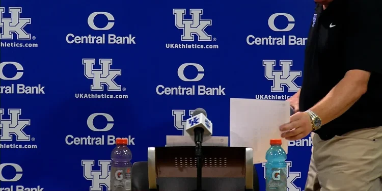 fb-coach-stoops-–-eastern-michigan-postgame-–-vimeo