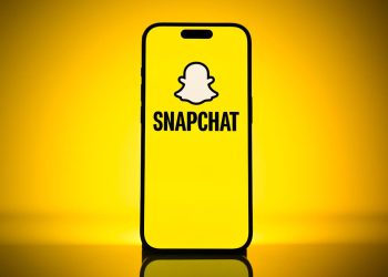 snapchat-rolls-out-group-streaks-and-‘infinite-retention’-for-chats-–-startup-news-fyi