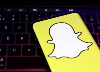 snapchat-now-lets-you-save-chats-forever-and-keep-streaks-with-your-groups-–-india-today
