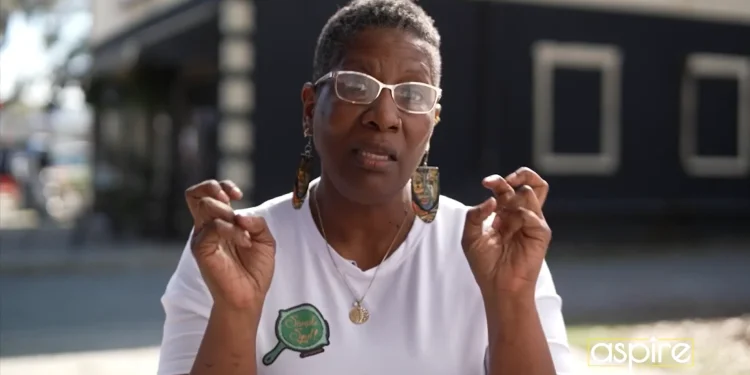 eur-exclusive-clip:-chef-rachel-silvers-redefines-soul-food-in-‘city-eats:-savannah’