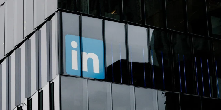 linkedin-to-cut-more-than-700-jobs-worldwide;-shut-china-app-–-the-business-times