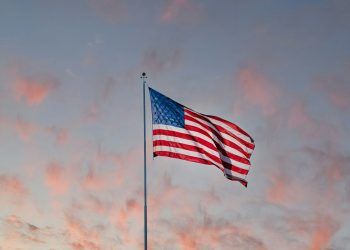 startup-leaders-warn-new-$100k-h-1b-visa-fee-will-hurt-us.-entrepreneurship-and-innovation