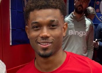 man-utd’s-amad-deletes-all-instagram-posts-after-photo-with-garnacho-–-the-sun