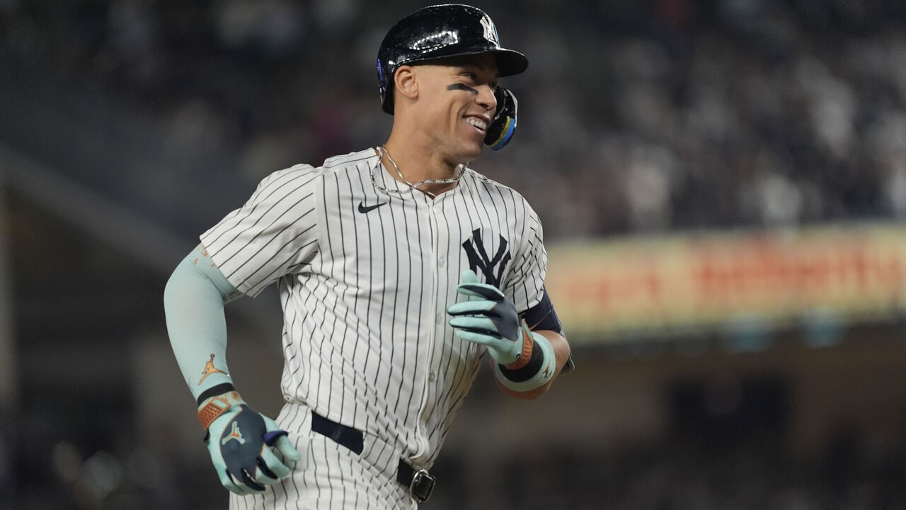 yankees-move-into-1st-place-tie-with-blue-jays-in-al-east-|-thescore.com
