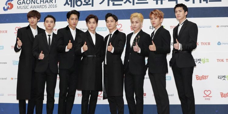 hybe-shares-fall-on-yg-plus-sale,-sm-entertainment-stock-slips-after-failed-exo-mediation