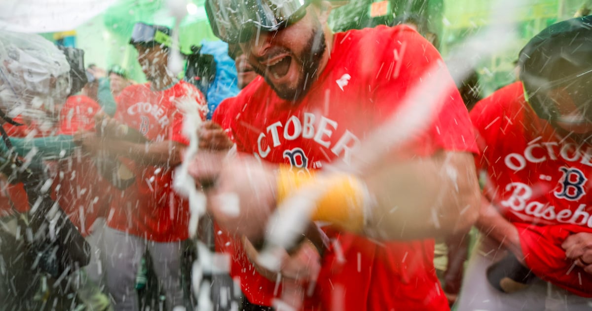 red-sox-rally-from-a-3-run-deficit-to-walk-off-the-tigers-and-secure-a-playoff-spot