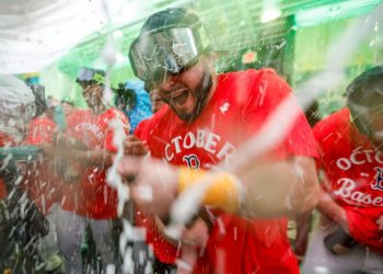 champagne,-cigars-and-no-shirts:-inside-the-red-sox-clubhouse-celebration-–-oneida-dispatch