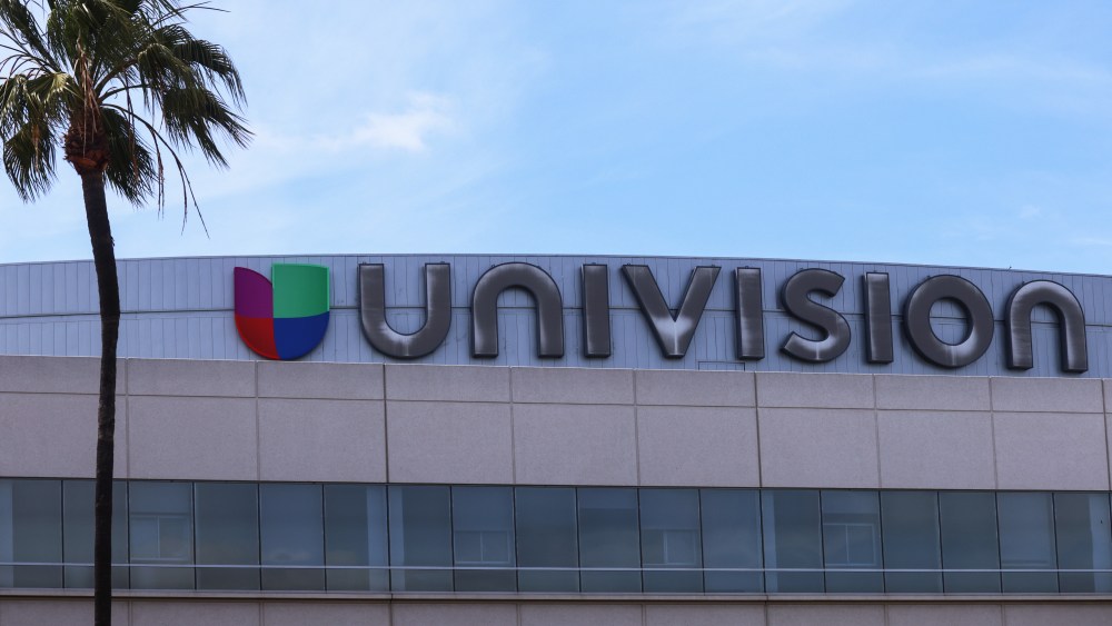 univision-goes-dark-on-youtube-tv-–-variety