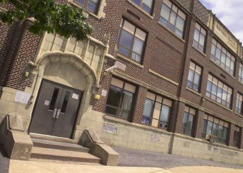 allentown-school-principal-resigns-after-viral-video-incident-at-city-park-–-lehighvalleylive.com