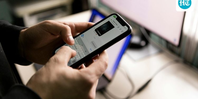 iphone-users-can-now-translate-whatsapp-messages-without-leaving-the-app:-here’s-how