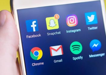 hospital-sued-after-employees-post-‘horrible’-photos-of-patients-on-snapchat-–-healthexec