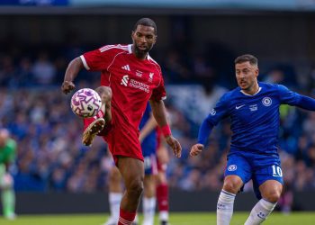 watch-highlights-of-chelsea-legends-0-1-lfc-legends-at-stamford-bridge-–-liverpool-fc
