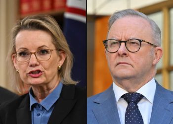 ‘concern’-over-prime-minister-and-opposition-leader’s-phone-numbers-being-leaked-–-sbs