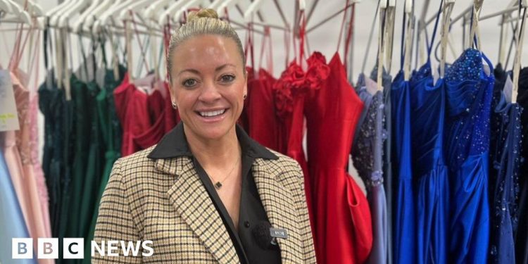 the-viral-essex-businesses-finding-fans-on-tiktok-and-instagram-–-bbc