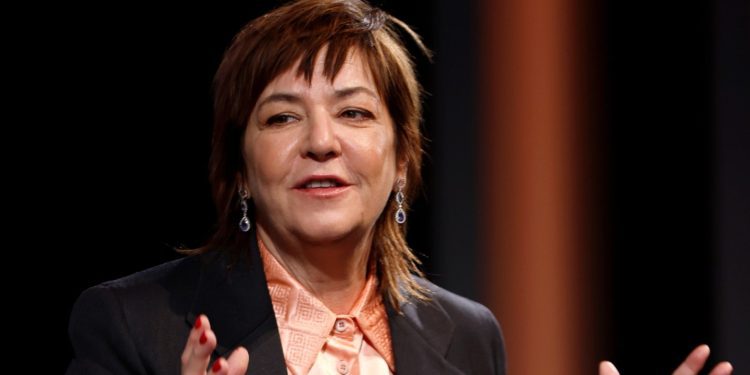 lynne-ramsay-recalls-working-with-‘totally-terrifying’-joaquin-phoenix