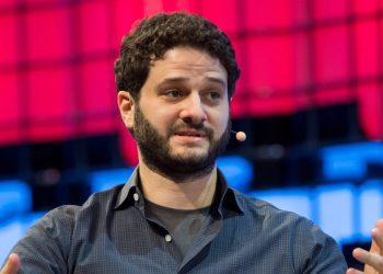 why-this-facebook-cofounder-found-being-a-ceo-‘exhausting’-–-business-insider