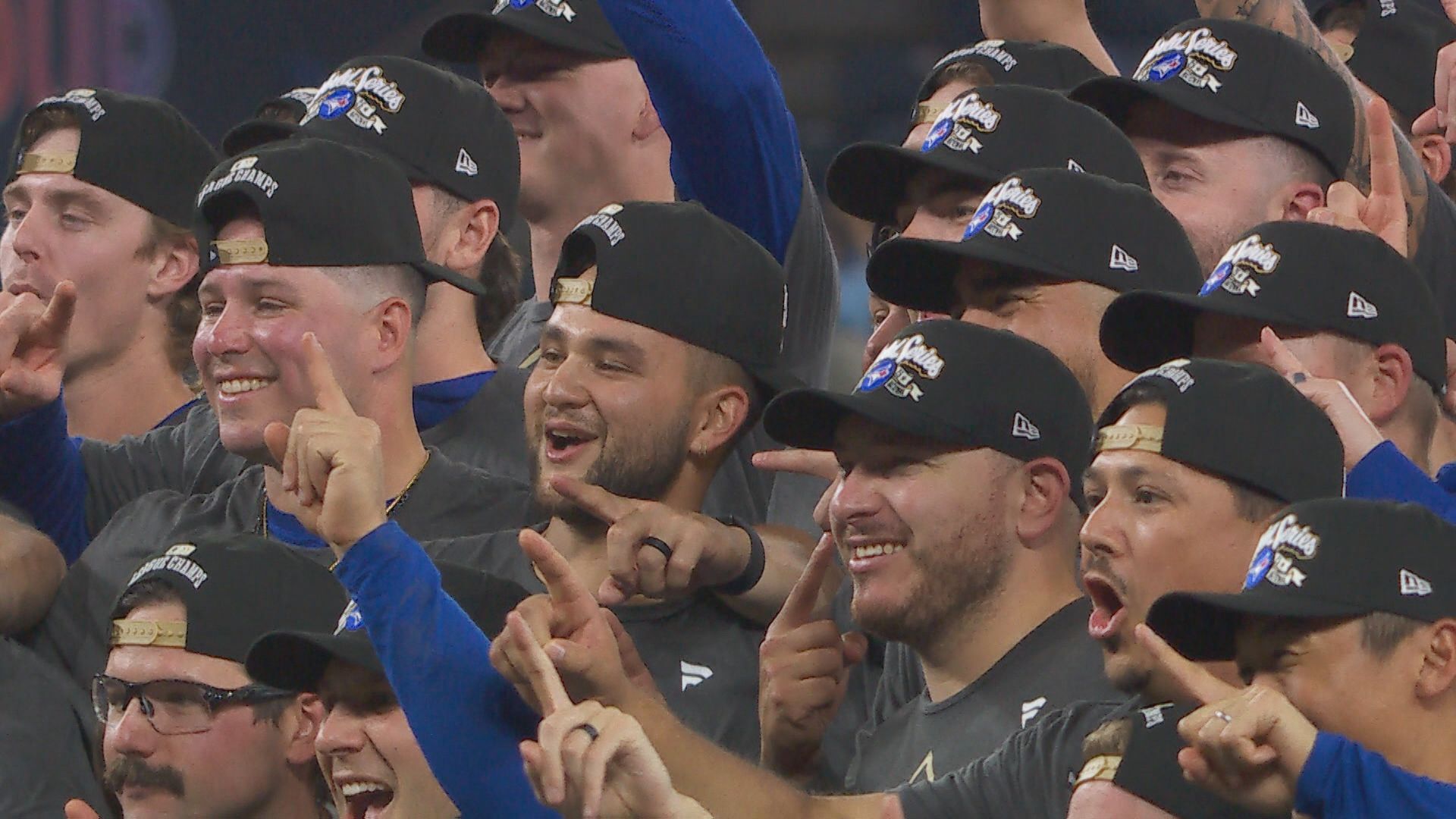 inside-the-exciting-blue-jays-clubhouse-celebration-–-citynews-vancouver