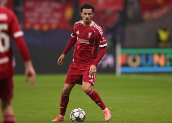 curtis-jones-sets-liverpool-passing-record-in-champions-league