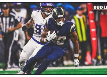 top-reactions-from-chargers-big-tnf-win-over-minnesota