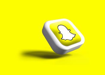 snapchat-just-made-its-ai-image-generator-free-for-everyone-–-greenbot
