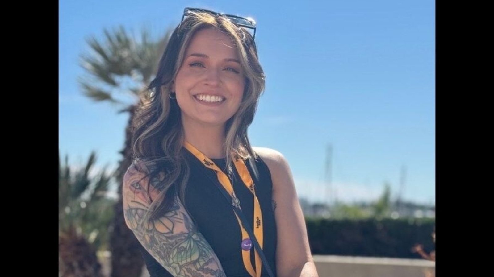 who-is-foxie?-twitch-streamer-shares-stalking-horror-amid-emiru-attack-row,-‘sick-to-my-stomach’