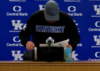fb:-coach-stoops-–-tennessee-postgame-–-vimeo