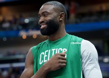 jaylen-brown-makes-surprise-announcement-amid-haircut-controversy-–-nesn