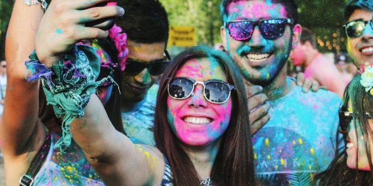 should-vimeo’s-(vmeo)-ai-powered-upgrade-and-earnings-miss-shape-investors’-long-…