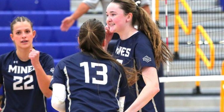 mclaughlin-maneuvers-mines-past-fort-lewis-–-colorado-school-of-mines-athletics