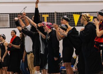 swim-and-dive-splits-home-slate,-knocks-off-defending-conf.-champs-–-vandal-athletics