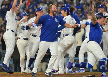 dodgers’-clayton-kershaw-sends-message-to-team-after-world-series-win-before-retirement