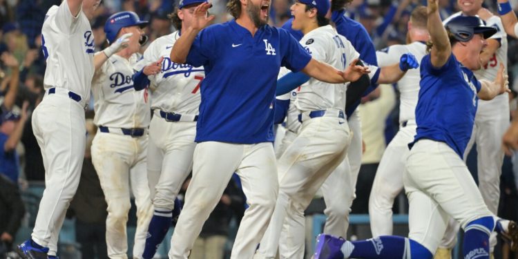 dodgers’-clayton-kershaw-sends-message-to-team-after-world-series-win-before-retirement