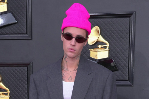 justin-bieber-finds-the-idea-of-touring-‘super-daunting’-–-femalefirst
