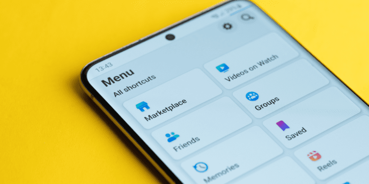your-private-facebook-groups-might-go-public,-but-don’t-panic-–-lifehacker