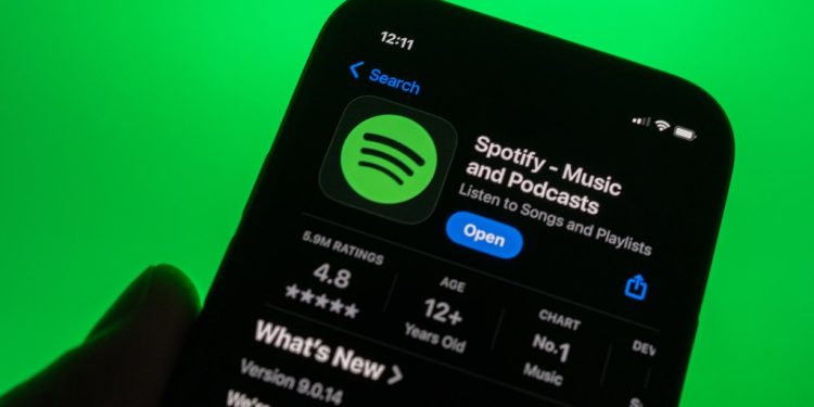 spotify-sued-over-discovery-mode:-‘a-modern-form-of-payola’-–-billboard
